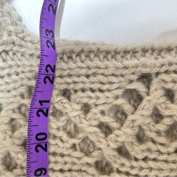 Free People chunky knit sweater|oversized | neutral | size medium - Picture 9 of 11